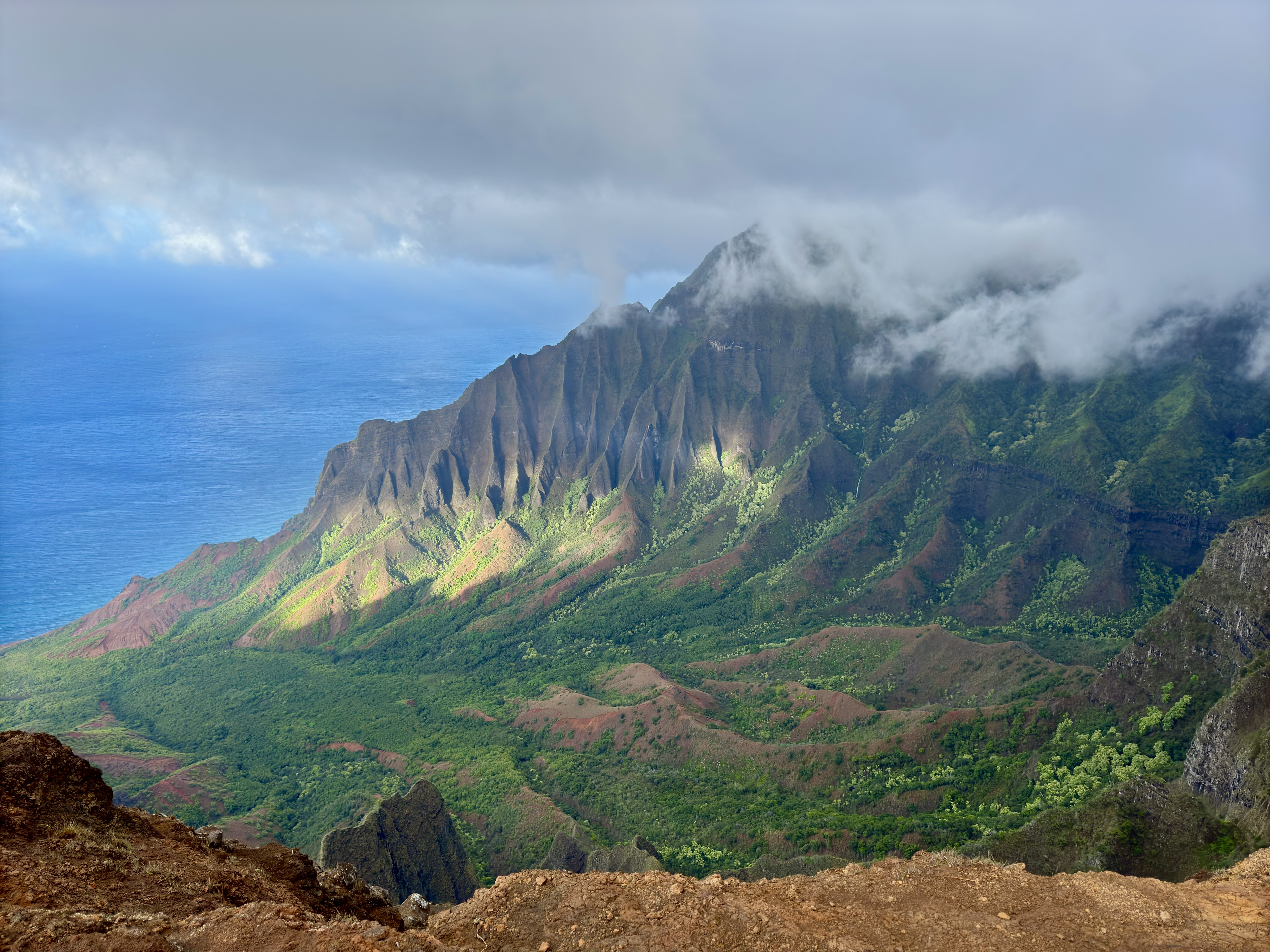 Dramatic ridges of the Nā Pali Coast at Kōkeʻe State Park.